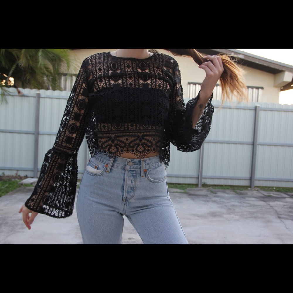 Crochet top NWT
